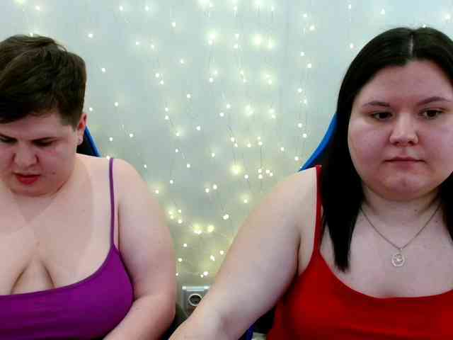 BeckyAndEllen webcam