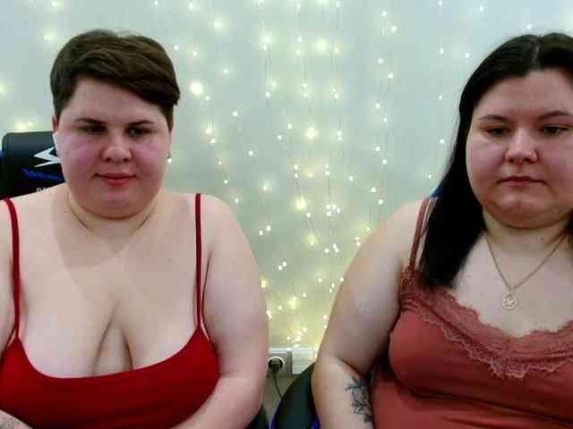 BeckyAndEllen webcam