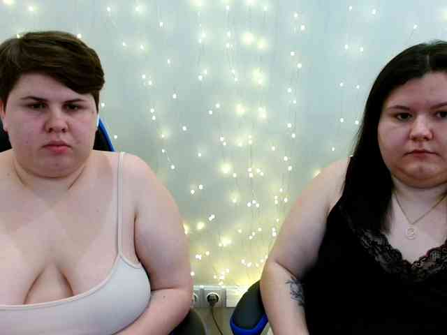 BeckyAndEllen webcam