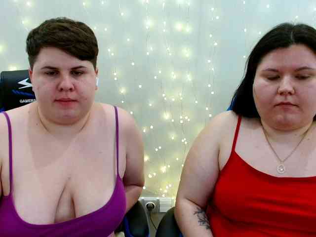BeckyAndEllen webcam