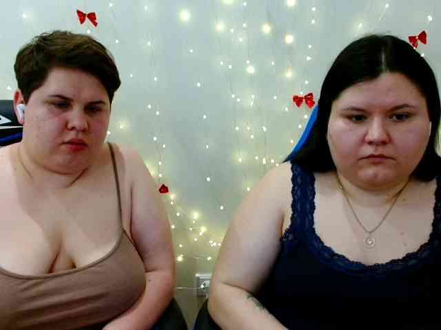 BeckyAndEllen webcam