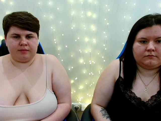 BeckyAndEllen webcam