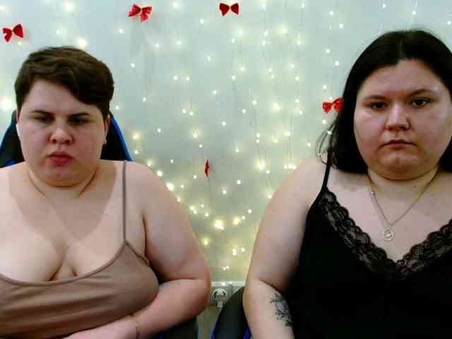 BeckyAndEllen webcam