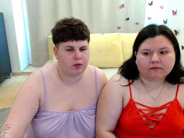 BeckyAndEllen webcam