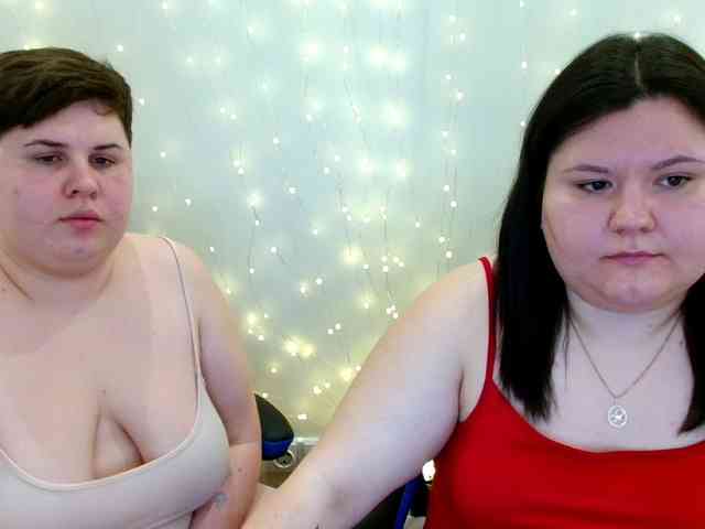 BeckyAndEllen webcam
