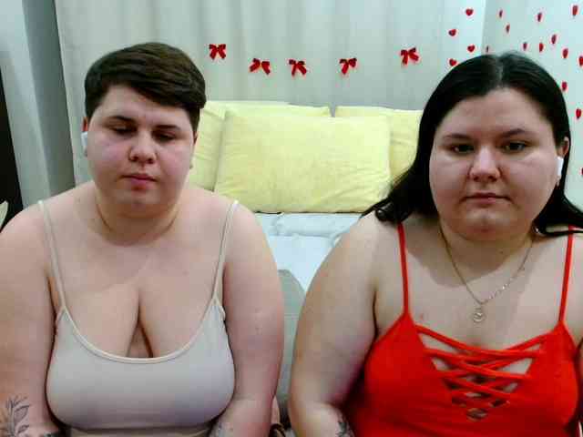 BeckyAndEllen webcam