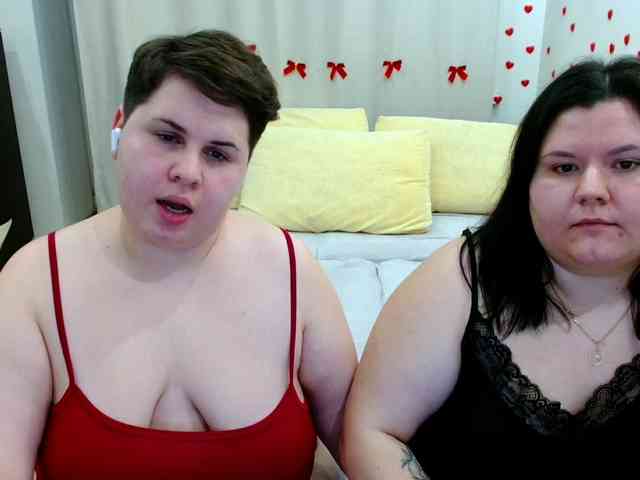 BeckyAndEllen webcam