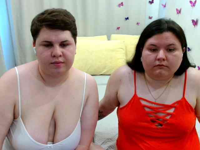 BeckyAndEllen webcam