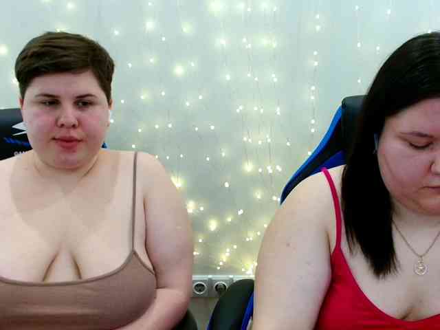 BeckyAndEllen webcam