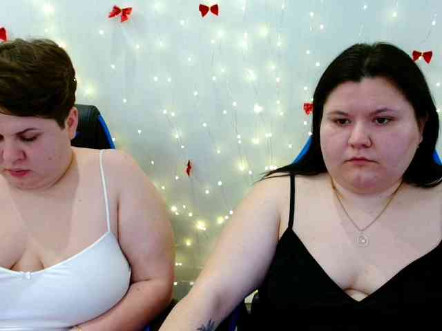 BeckyAndEllen webcam