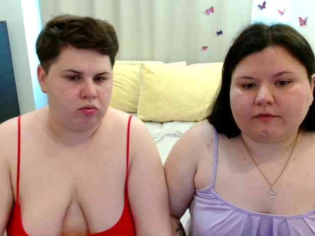BeckyAndEllen webcam