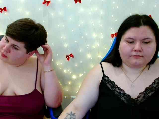 BeckyAndEllen webcam