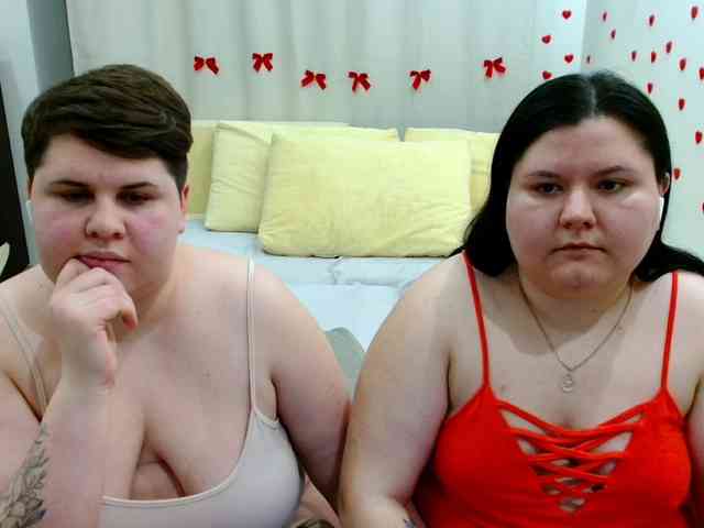 BeckyAndEllen webcam