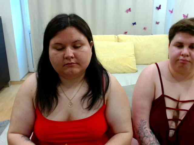 BeckyAndEllen webcam