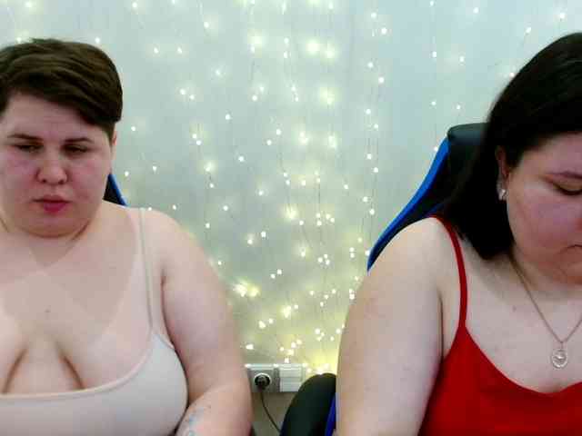BeckyAndEllen webcam