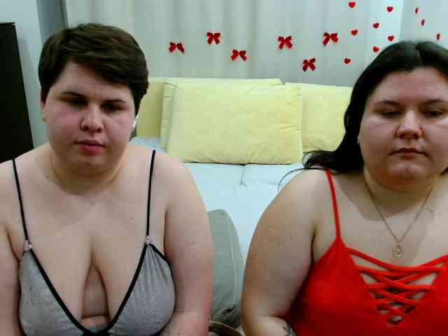 BeckyAndEllen webcam