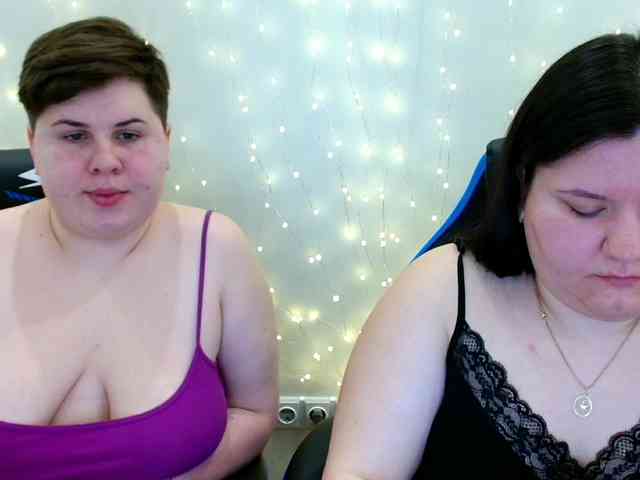 BeckyAndEllen webcam