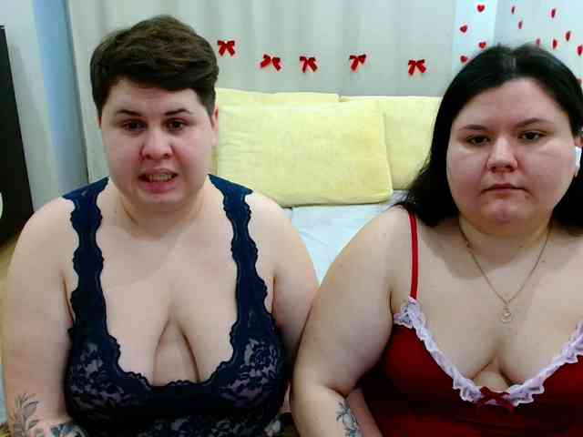 BeckyAndEllen webcam