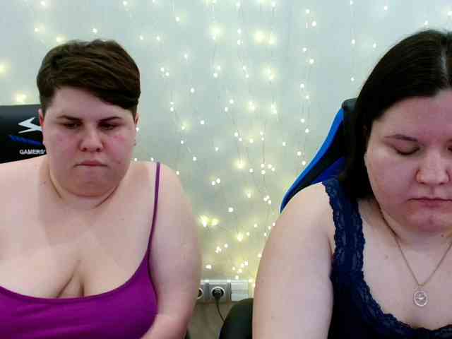 BeckyAndEllen webcam