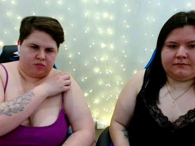BeckyAndEllen webcam