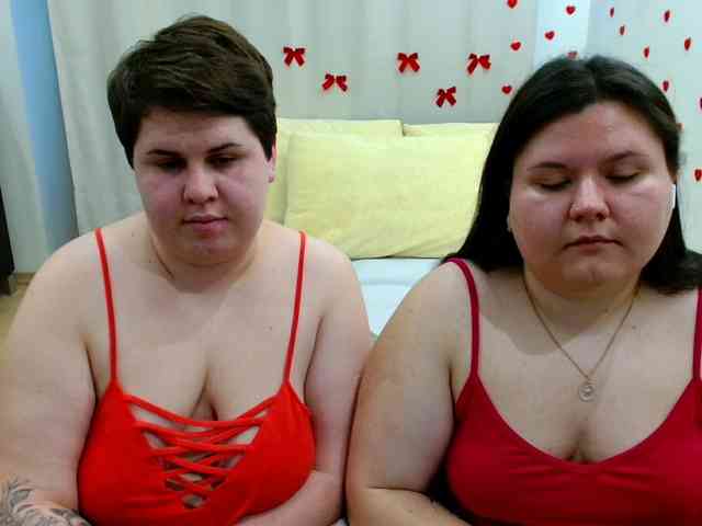 BeckyAndEllen webcam