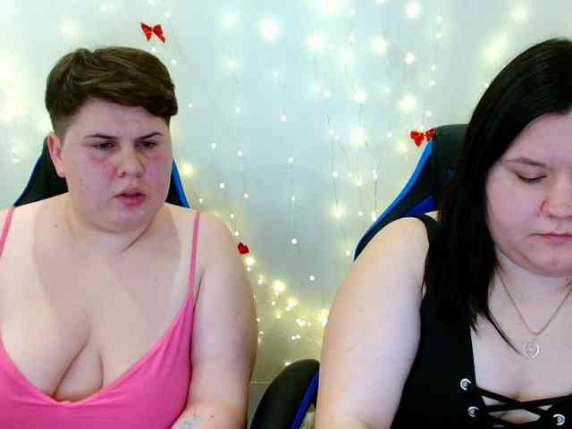 BeckyAndEllen webcam