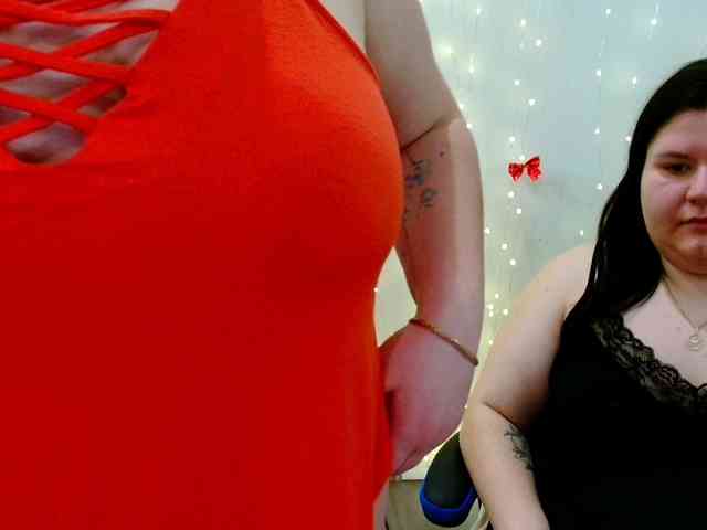 BeckyAndEllen webcam