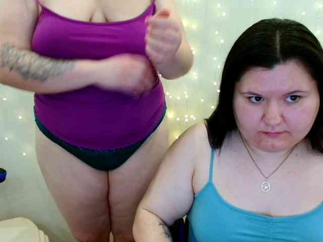 BeckyAndEllen webcam