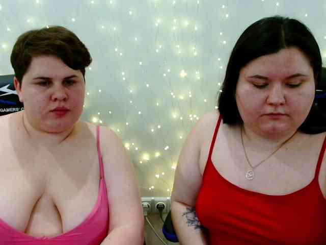BeckyAndEllen webcam