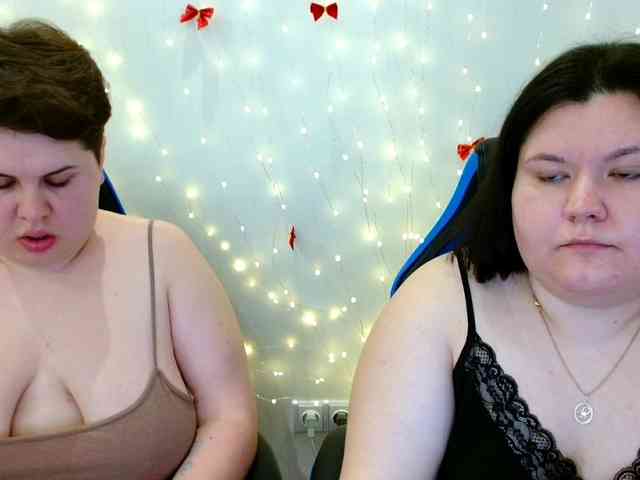BeckyAndEllen webcam
