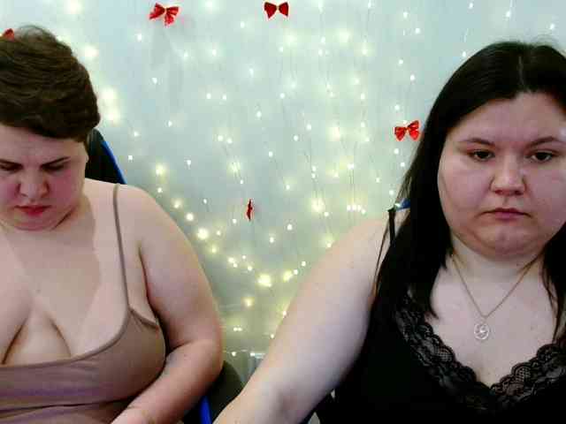 BeckyAndEllen webcam