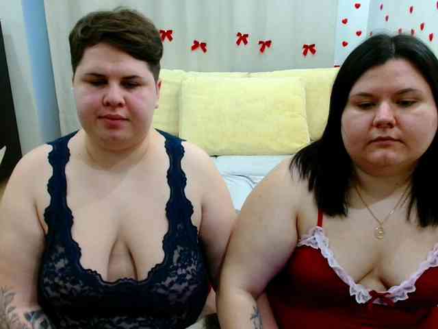 BeckyAndEllen webcam