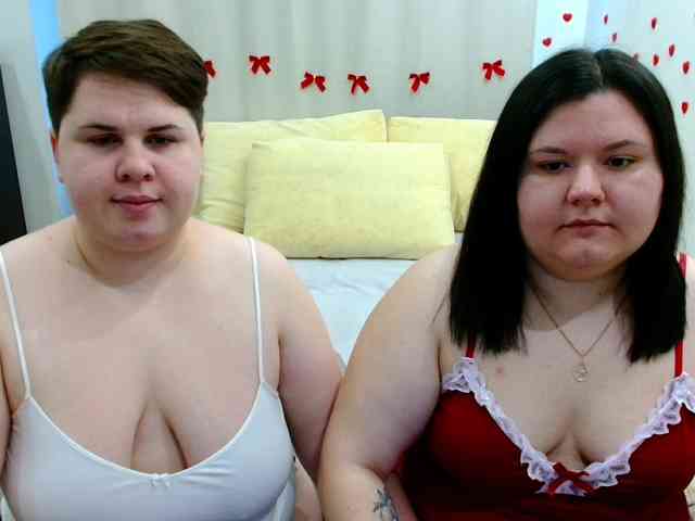 BeckyAndEllen webcam