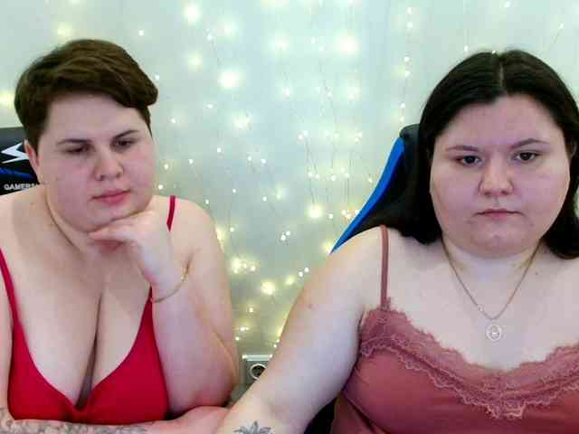 BeckyAndEllen webcam