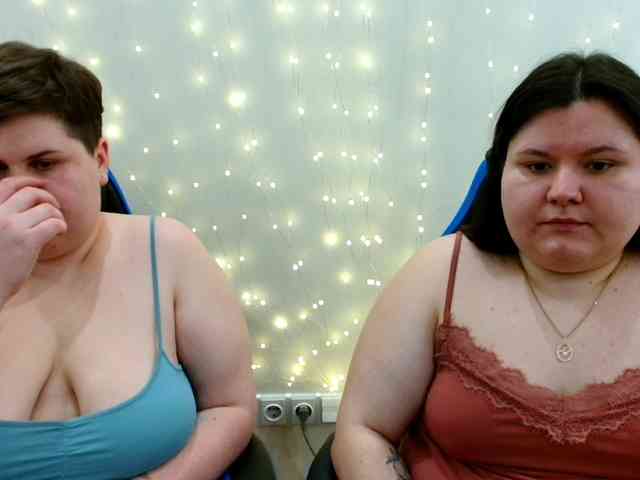BeckyAndEllen webcam