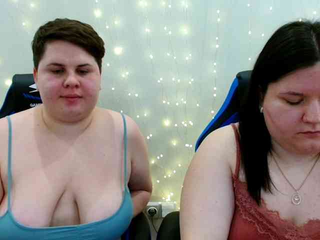BeckyAndEllen webcam