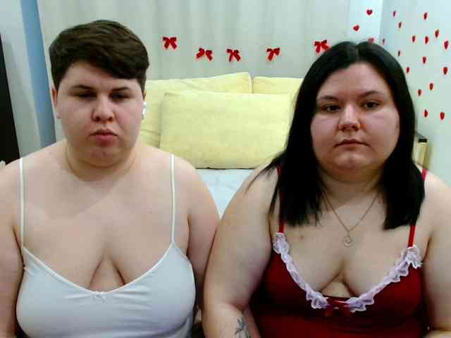 BeckyAndEllen webcam