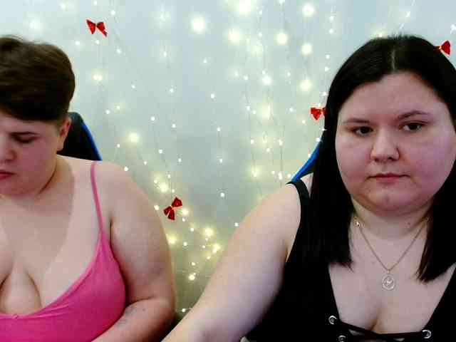 BeckyAndEllen webcam