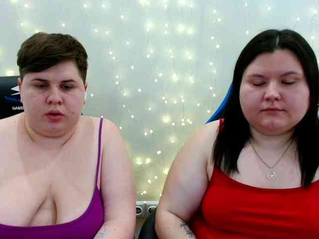 BeckyAndEllen webcam