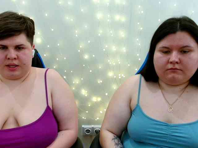 BeckyAndEllen webcam