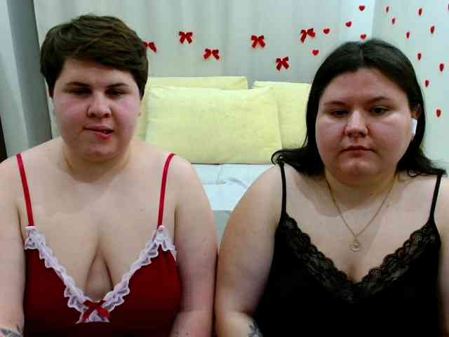 BeckyAndEllen webcam