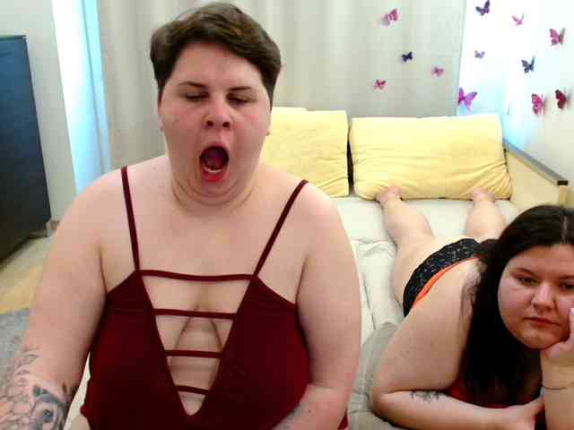 BeckyAndEllen webcam
