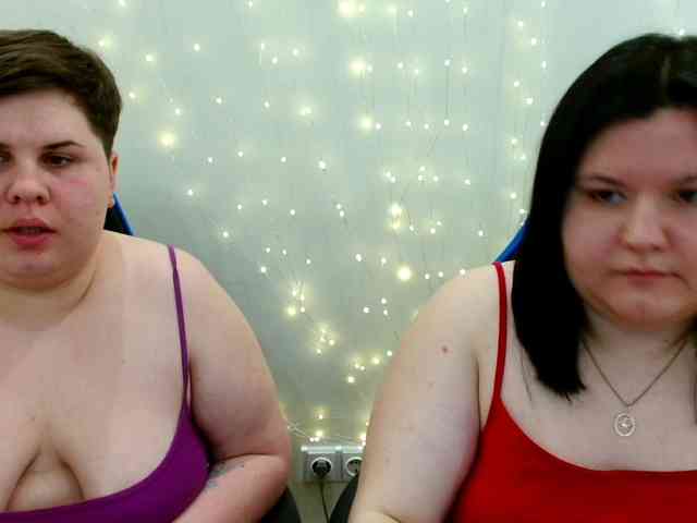 BeckyAndEllen webcam