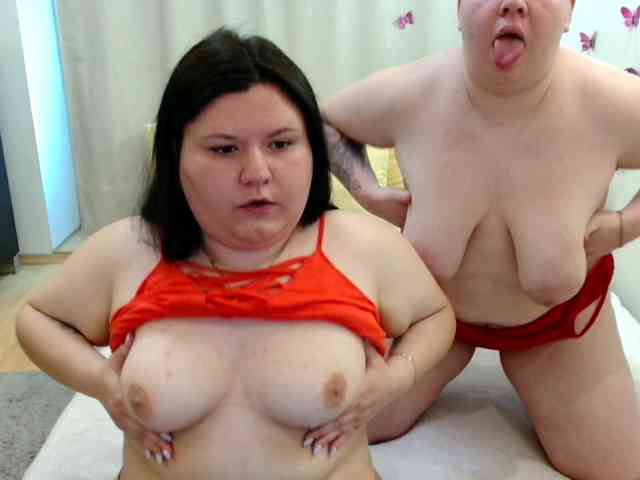 BeckyAndEllen webcam
