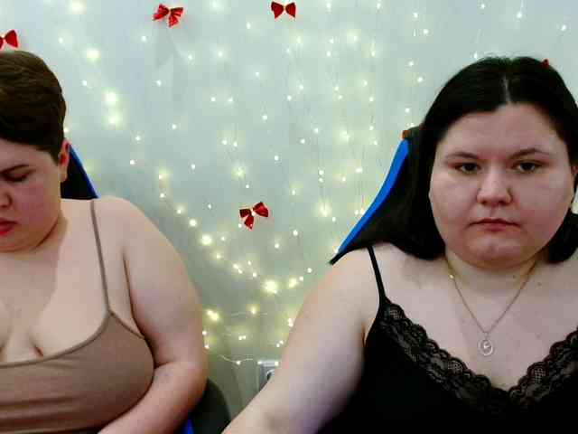 BeckyAndEllen webcam