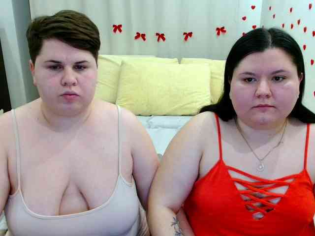 BeckyAndEllen webcam