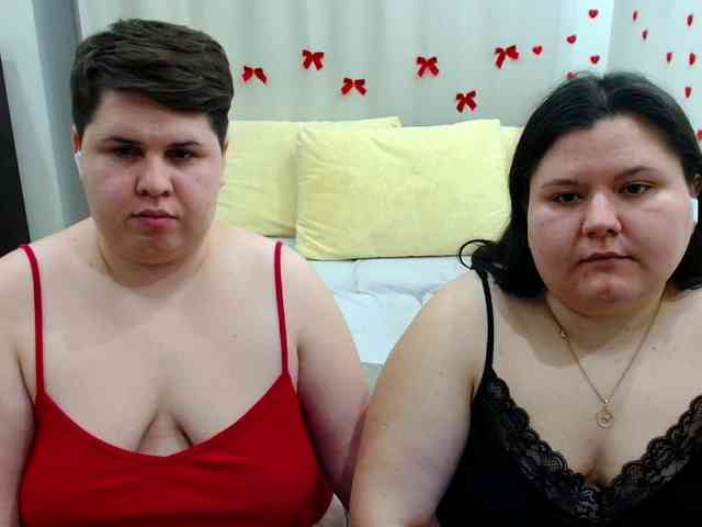 BeckyAndEllen webcam