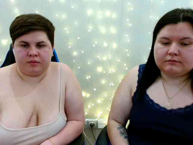 BeckyAndEllen webcam