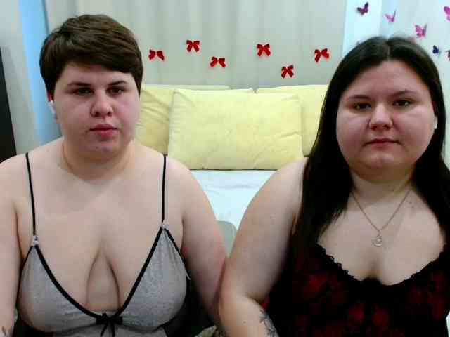 BeckyAndEllen webcam