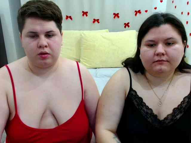 BeckyAndEllen webcam